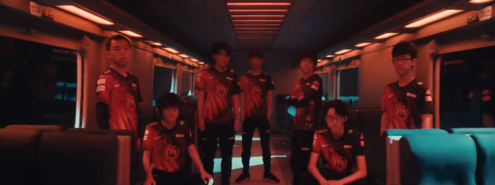 再辅以内线 再辅以内线