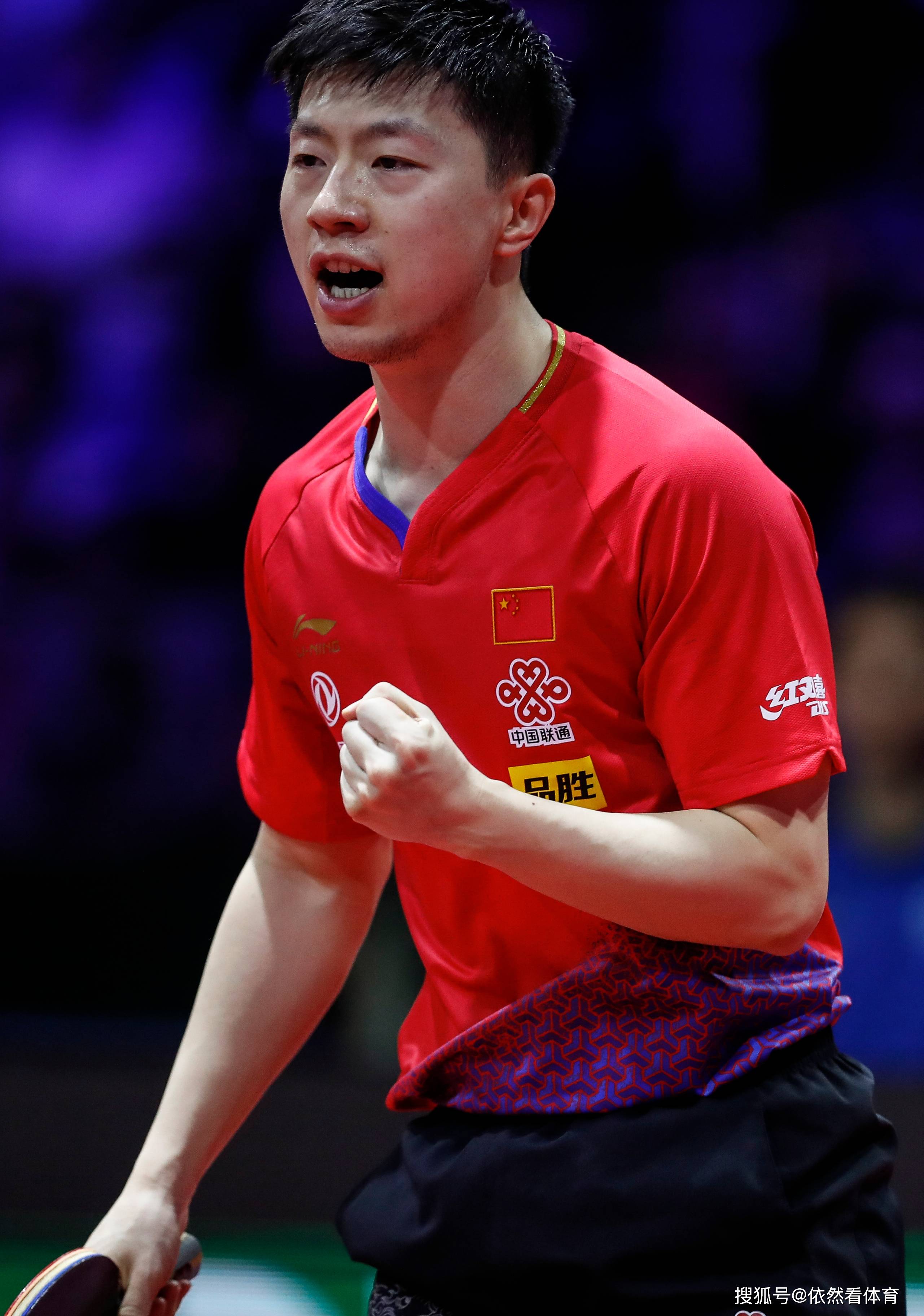 还为队友创 还为队友创