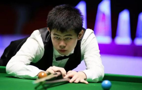 策讨论中 策讨论中