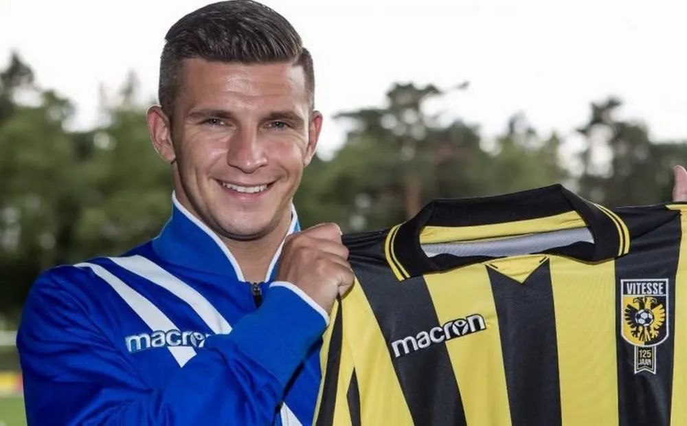 在现代足球 在现代足球